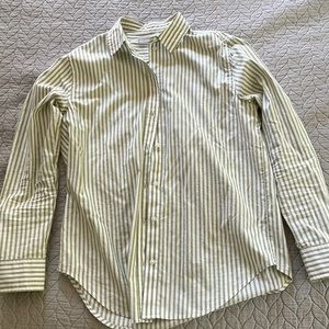 Everlane The Silky Cotton Relaxed Shirt in Pear/White Stripe